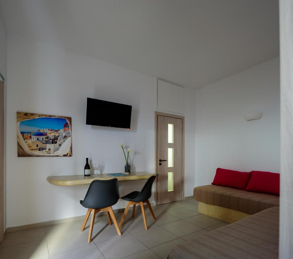 Heart Of Oia - Private House With Jacuzzi Apartamento Exterior foto