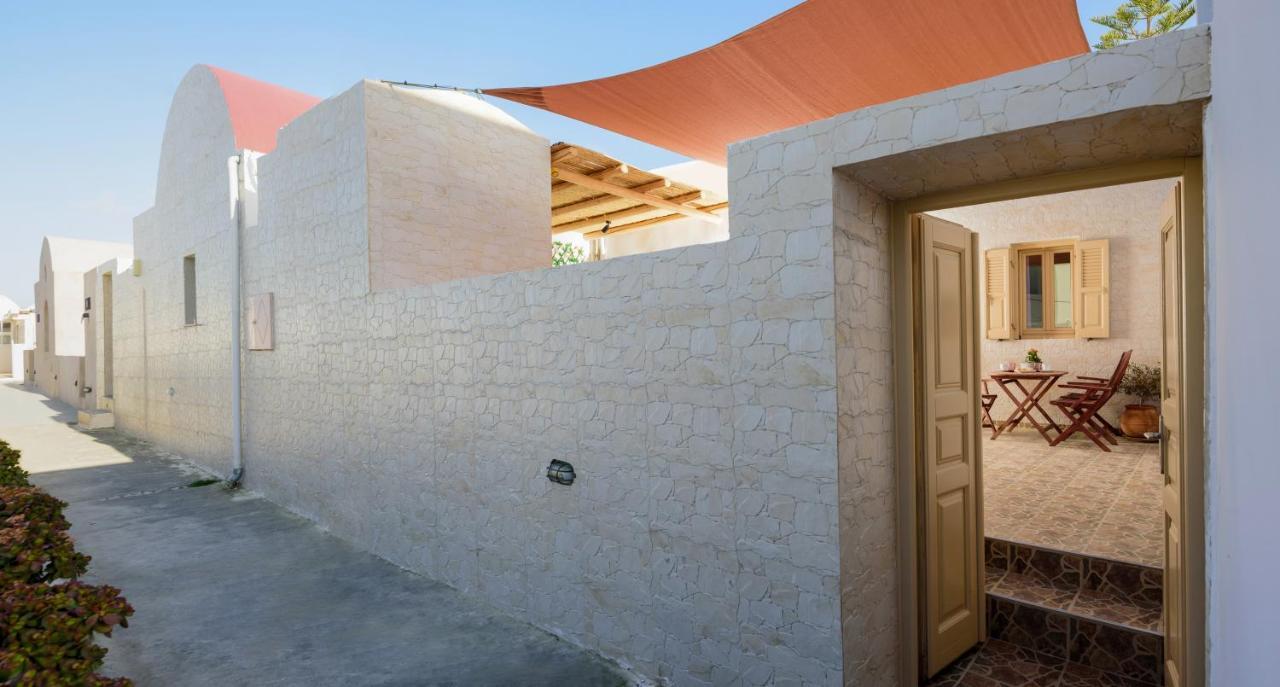 Heart Of Oia - Private House With Jacuzzi Apartamento Exterior foto