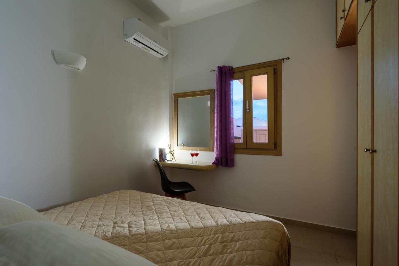 Heart Of Oia - Private House With Jacuzzi Apartamento Exterior foto