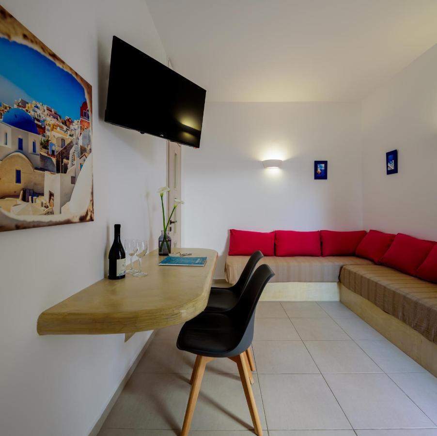 Heart Of Oia - Private House With Jacuzzi Apartamento Exterior foto